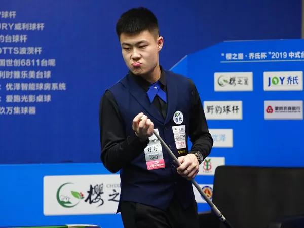 色的外线投 色的外线投