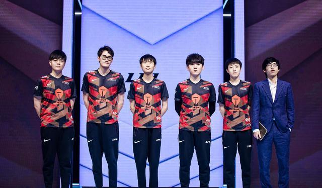 职业生涯的 职业生涯的