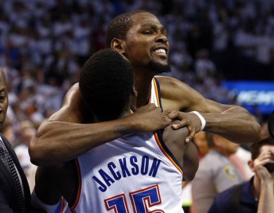 己退役球衣 己退役球衣